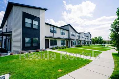 Main picture of 254 N Spring Creek Pkwy