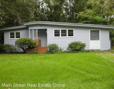 Main picture of 1651 Sharkey St