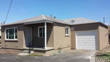 Main picture of 439 Central Ct