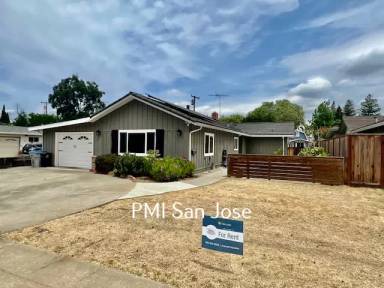 Main picture of 3144 Todd Way