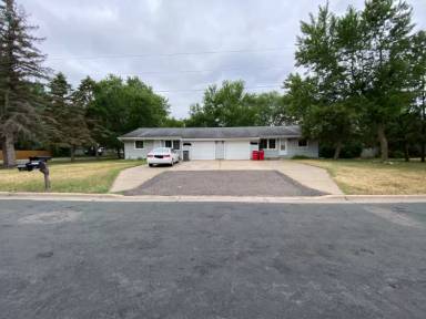 Main picture of 13566 Poppy St NW