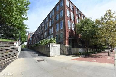 Main picture of 448 W Nationwide Blvd