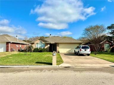 Main picture of 3605 Vienna Dr