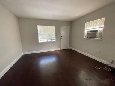 Main picture of 10114 N Hyacinth Ave
