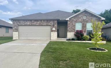 Main picture of 529 Parkfield Ln
