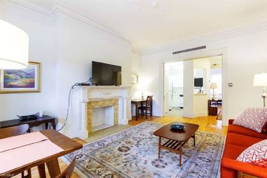 Main picture of 387 Commonwealth Ave
