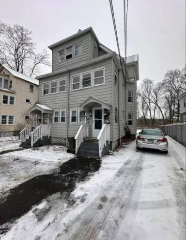 Main picture of 296 Tolland St