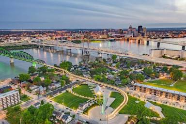 Main picture of AVIA North Shore