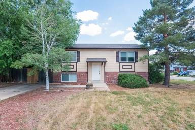 Main picture of 7030 Lamar St