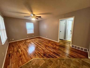 Main picture of 1713 SE Sage St