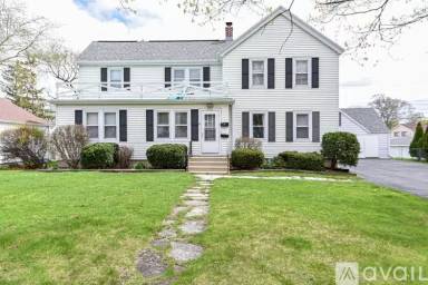 Main picture of 3554 S 84th St