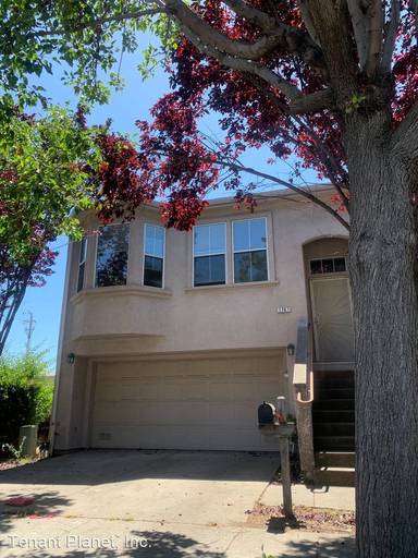 Main picture of 1767 Carpentier St