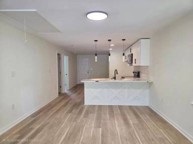 Main picture of 219 Green Dr SW
