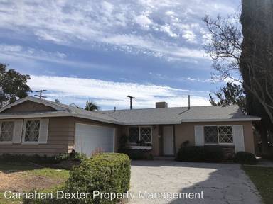 Main picture of 23708 Kittridge St