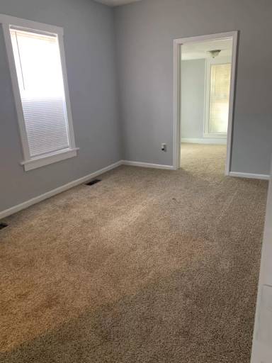 Main picture of 110 E Jefferson St