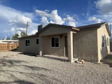 Main picture of 2618 N Sparkman Blvd