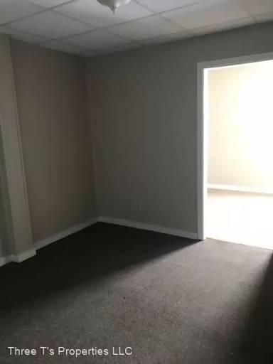 Main picture of 325 N Shiawassee St