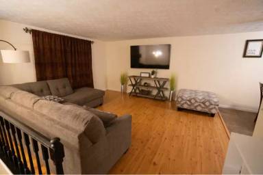 Main picture of 206 Libby Ln
