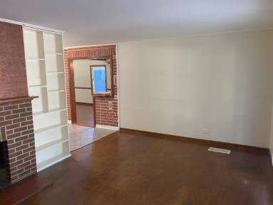 Main picture of 302 Meota St