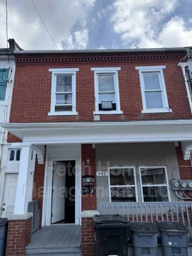 Main picture of 442 N 9th St