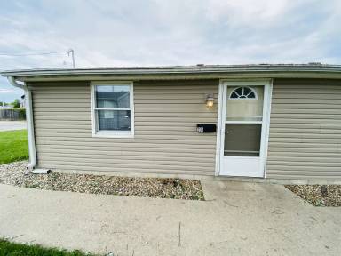 Main picture of 204 Warren St
