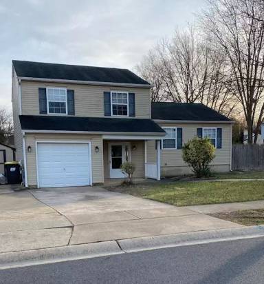 Main picture of 21 Roberta Ct