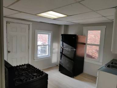 Main picture of 726 West Ave