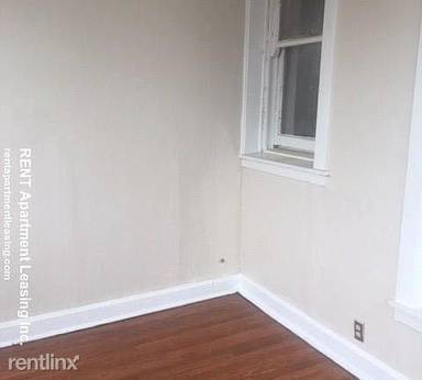 Main picture of 4721 N Lawndale Ave