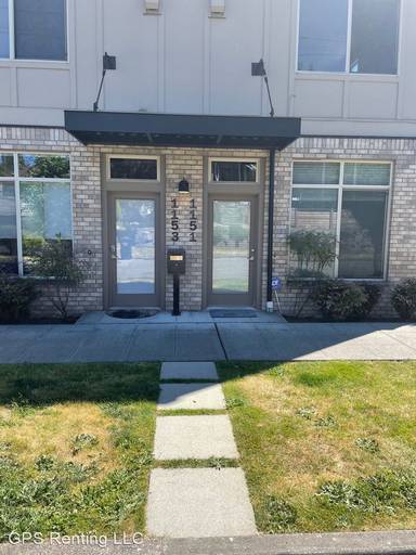 Main picture of 1151 N 82nd St