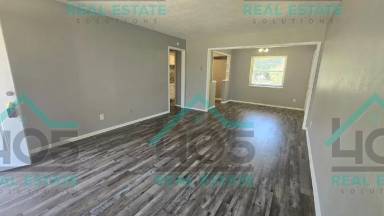 Main picture of 2417 Maple Dr