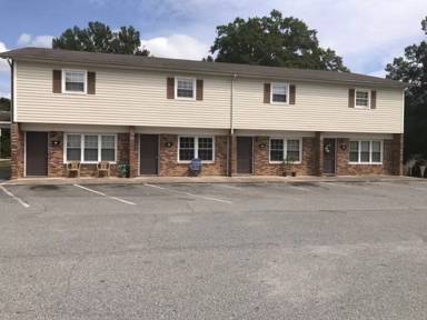 Main picture of 402 N Myrtle School Rd
