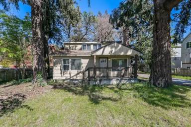 Main picture of 4632 SE 122nd Ave