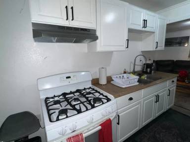 Main picture of 10953 Campbell Ave