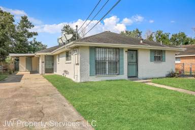 Main picture of 8821 Dinkins St