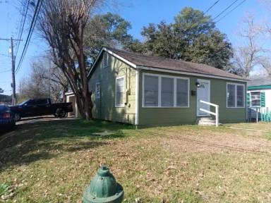 Main picture of 101 Tennessee St