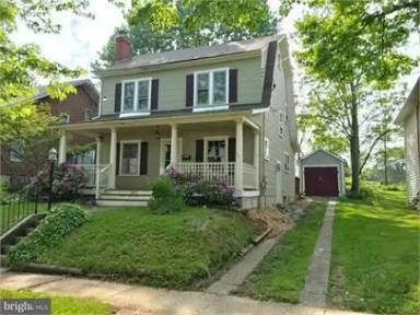 Main picture of 237 Parkway St