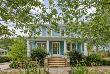 Main picture of 3615 22nd St N