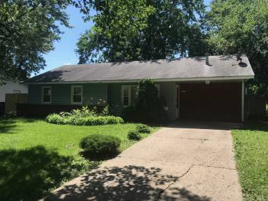 Main picture of 1301 Garden Hills Dr