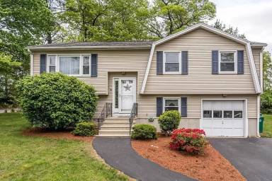 Main picture of 2 Hardin St