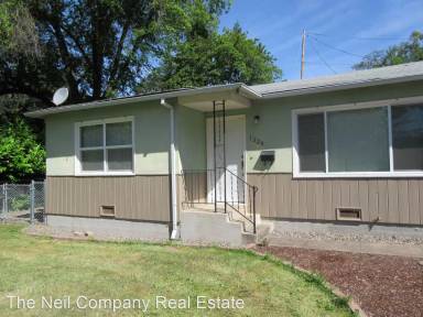 Main picture of 1324 NE Beulah Dr