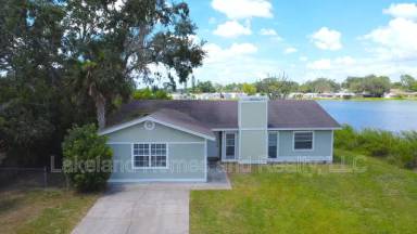 Main picture of 1204 Honeytree Ln W