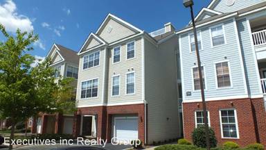 Main picture of 704 Bristol Village Dr