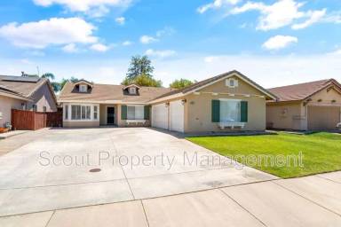 Main picture of 36052 Breman Ct