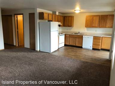 Main picture of 1020 SE Park Crest Ave