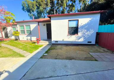 Main picture of 1903 Carmelina Dr