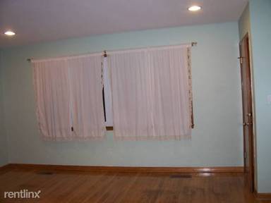 Main picture of 330 Sussex St