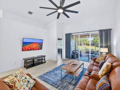 Main picture of 233 W Coral Trace Cir