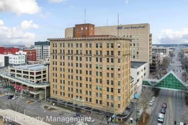 Main picture of 100 N 12th St