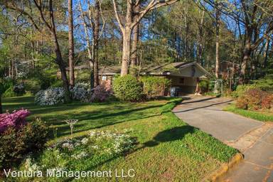 Main picture of 2992 Dogwood Dr