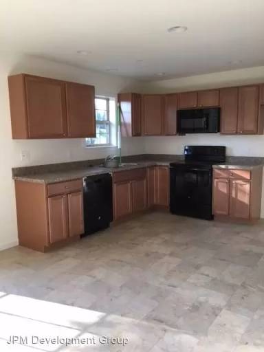 Main picture of 346 Alexandria Ct